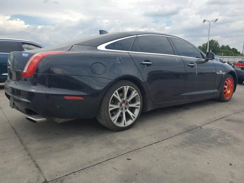 Jaguar Xj XJL Portfolio /Дълга база / Кожен салон / Обдух. /, снимка 4 - Автомобили и джипове - 52016689