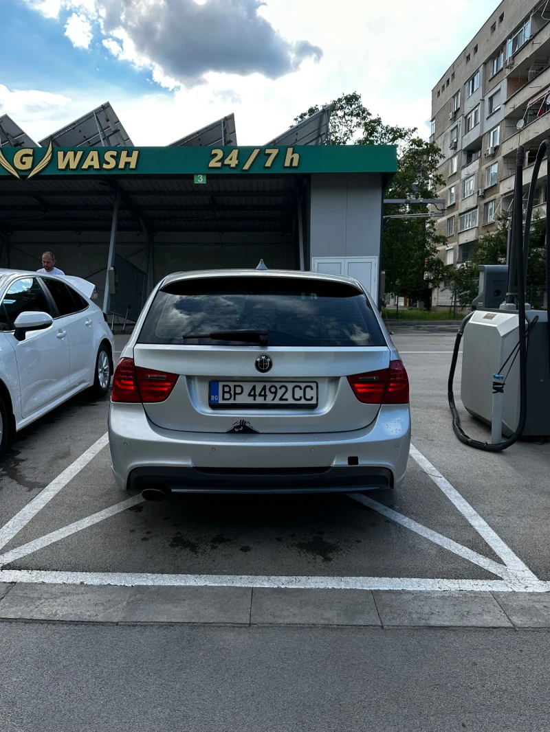 BMW 320, снимка 10 - Автомобили и джипове - 52729660