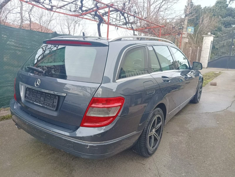 Mercedes-Benz C 220 170hp /OM646/Avangard\AUTOMAT/PANO/NAVI, снимка 3 - Автомобили и джипове - 53221216