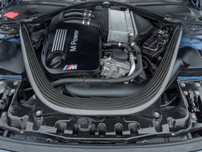 BMW M4 С РЕГИСТРАЦИЯ & АВТО КРЕДИТ, снимка 11 - Автомобили и джипове - 53261027