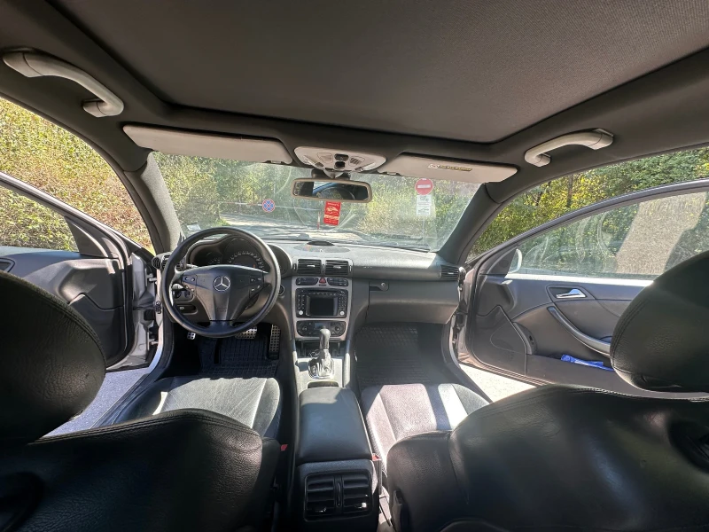 Mercedes-Benz C 220, снимка 7 - Автомобили и джипове - 53386446