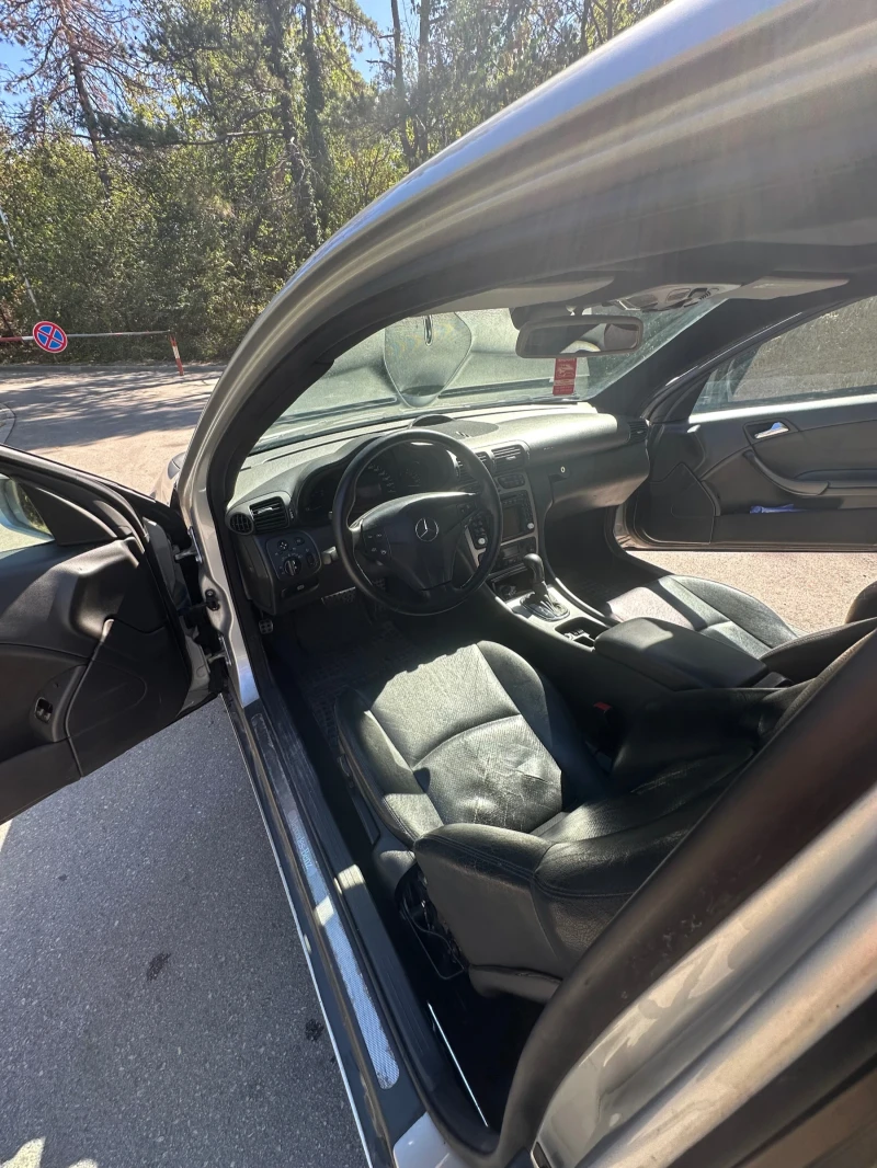 Mercedes-Benz C 220, снимка 6 - Автомобили и джипове - 53386446