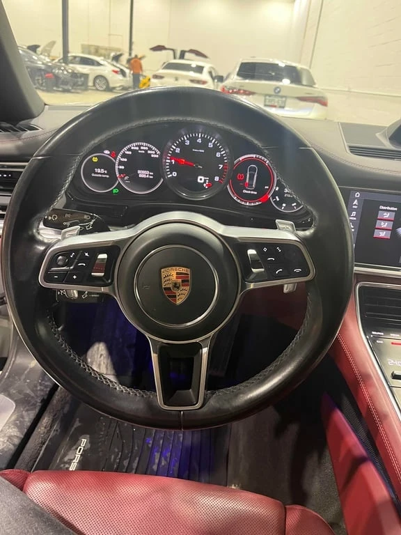 Porsche Panamera * 4S * CARFAX * ЦЕНА ДО БГ - изображение 8