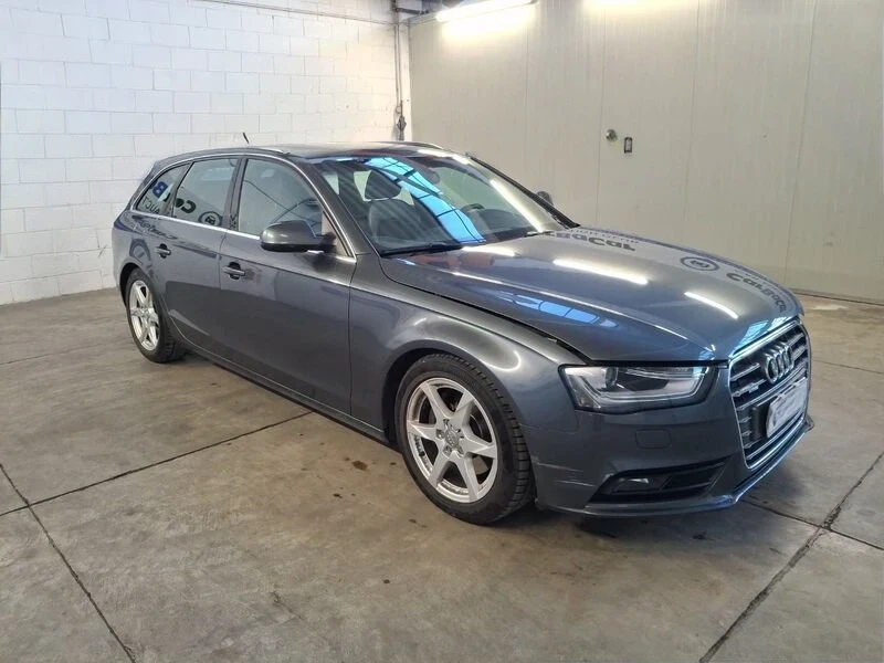 Audi A4 * 3.0TDI* Facelift* Quattro* , снимка 2 - Автомобили и джипове - 53863652