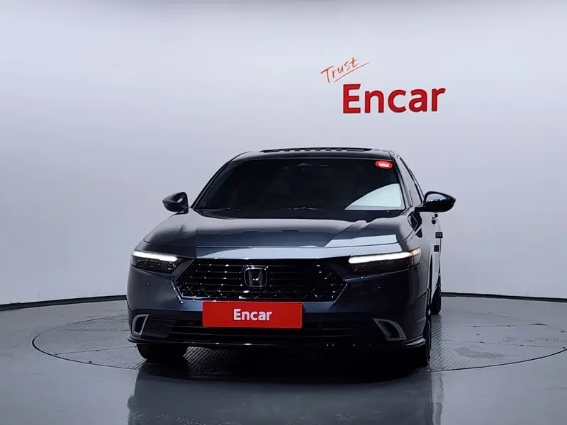 Honda Accord 2.0 Hybrid Touring, снимка 3 - Автомобили и джипове - 55815323