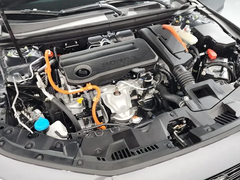 Honda Accord 2.0 Hybrid Touring, снимка 6 - Автомобили и джипове - 55815323