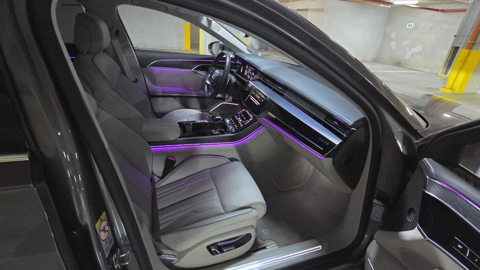 Audi A8 Black Friday/Laser/B&O/TV | Mobile.bg   13