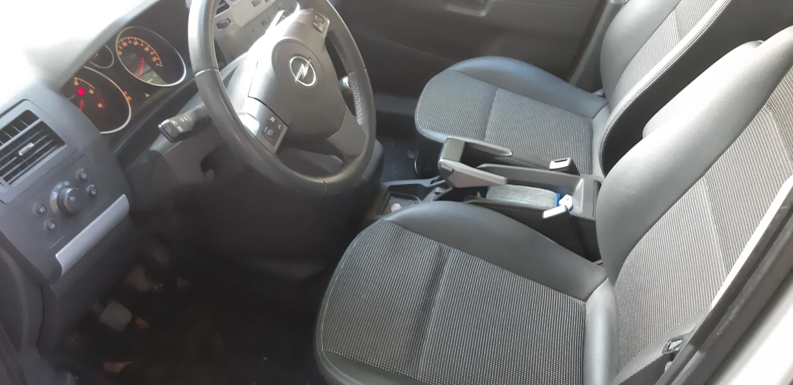 Opel Zafira  - изображение 10