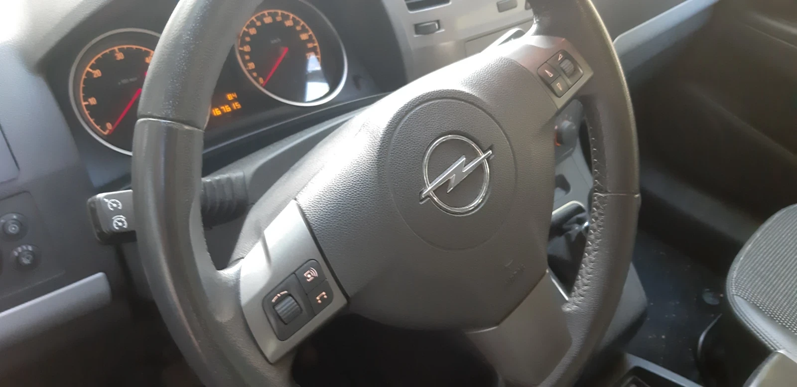 Opel Zafira  - изображение 7