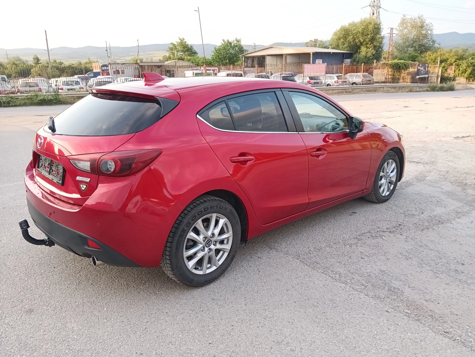 Mazda 3 2.2 D SKY ACTIVE - изображение 3