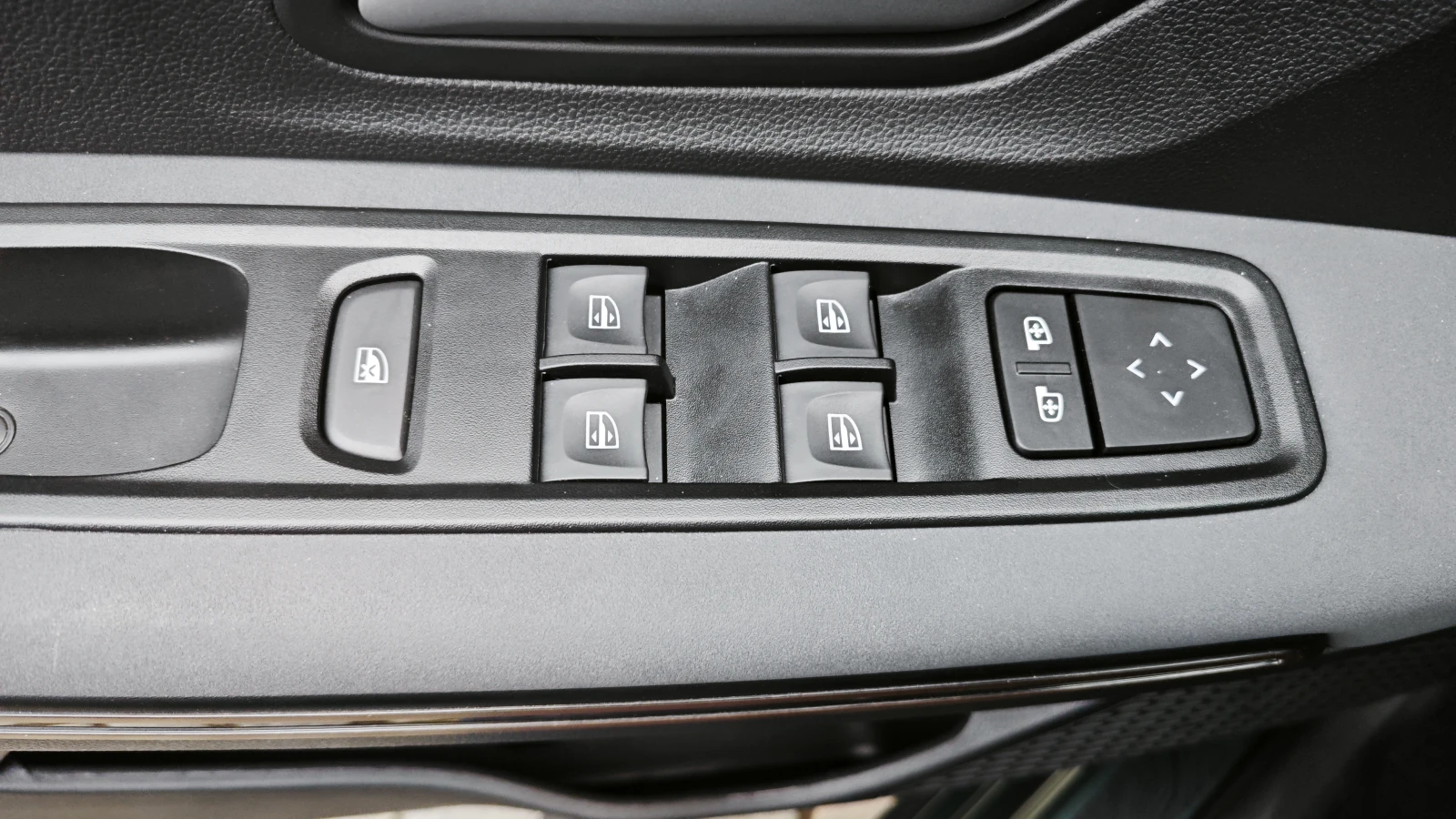 Dacia Sandero Stepway Extreme ECO-G 100 | Mobile.bg   12