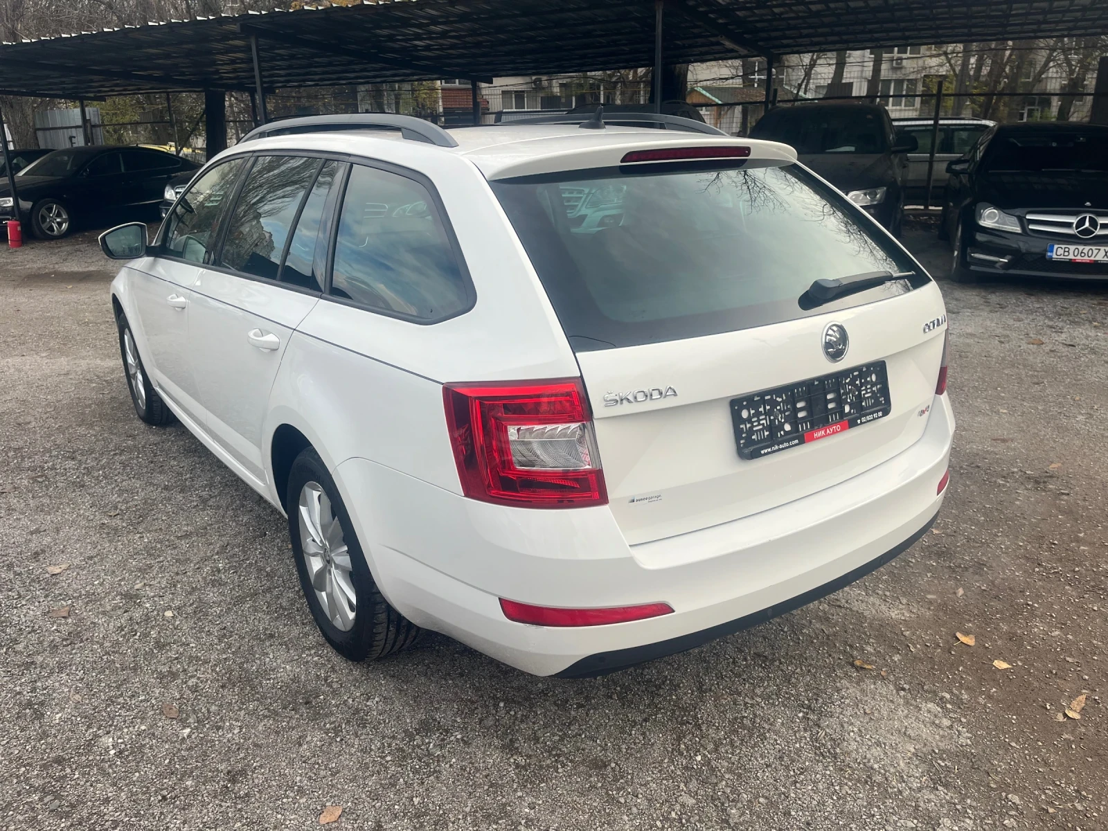 Skoda Octavia 1.8TSI 4x4 DSG Elegance Euro6 - изображение 3
