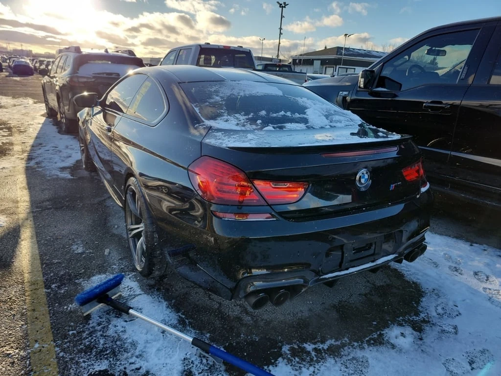 BMW M6 6 Series  CARFAX - изображение 4