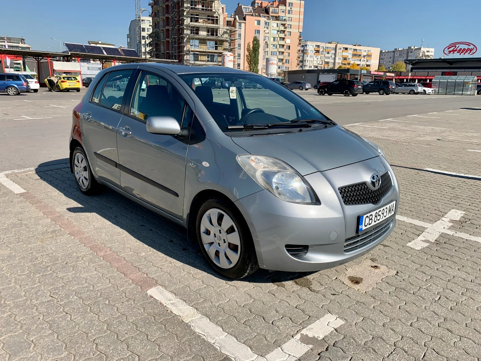 Toyota Yaris 1, 4 D4D - изображение 10