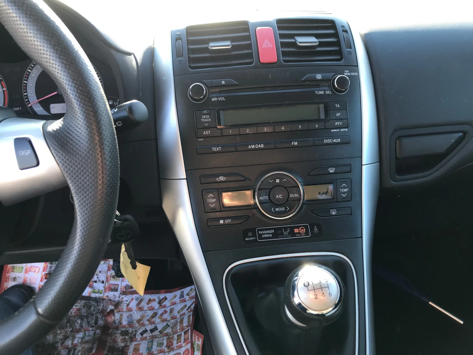 Toyota Auris 1.6VALVEMATIK - изображение 8