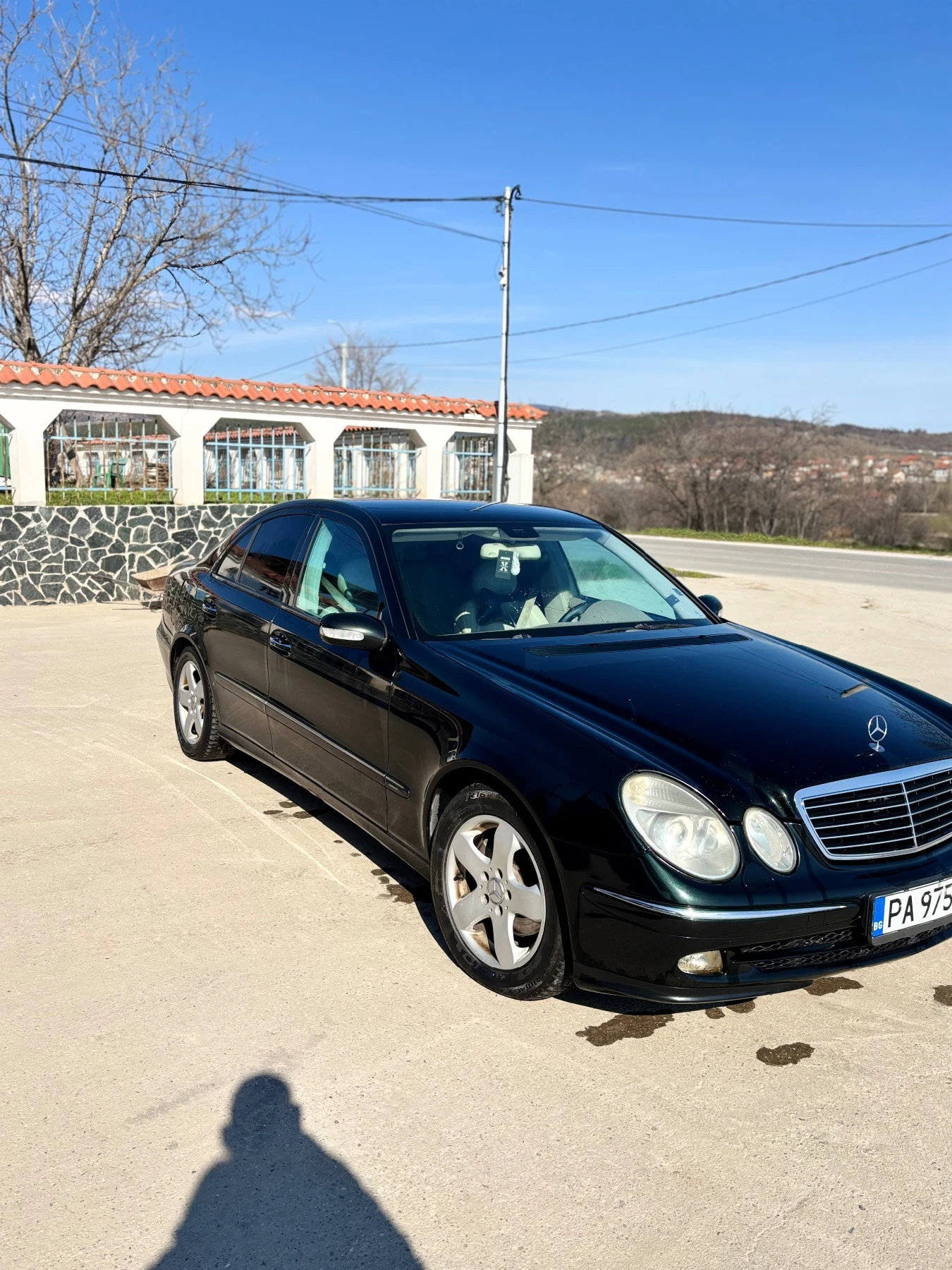 Mercedes-Benz E 220, снимка 9 - Автомобили и джипове - 53814392