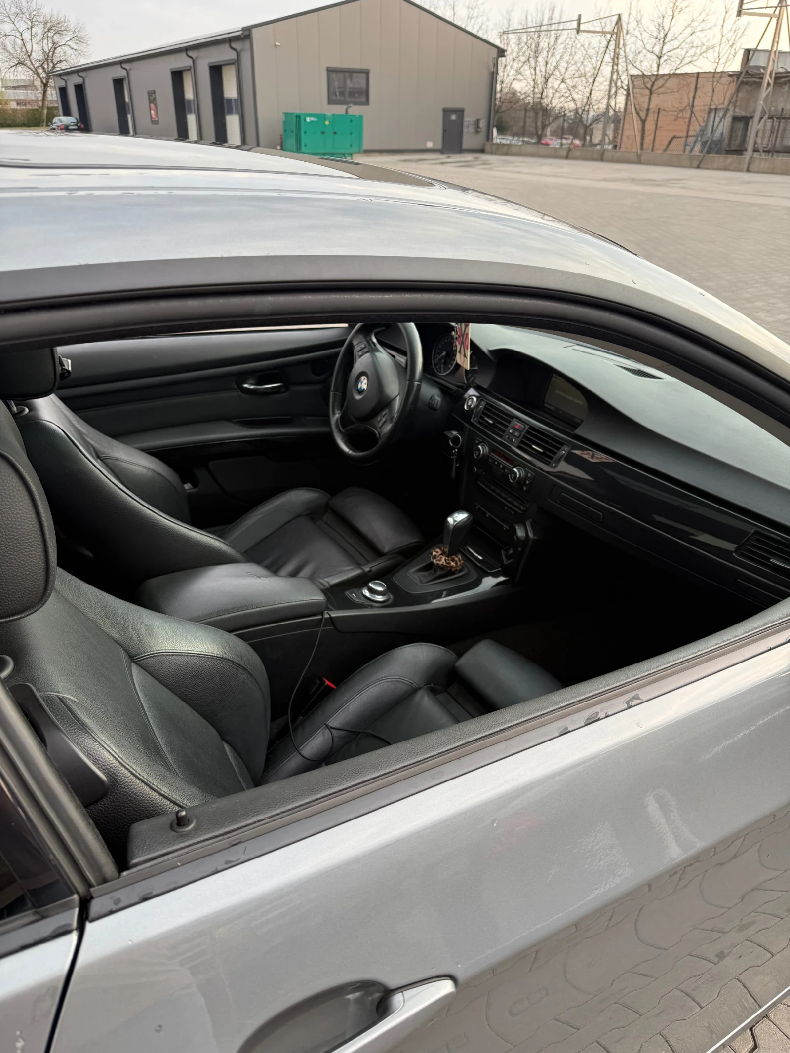 BMW 320, снимка 4 - Автомобили и джипове - 53878930