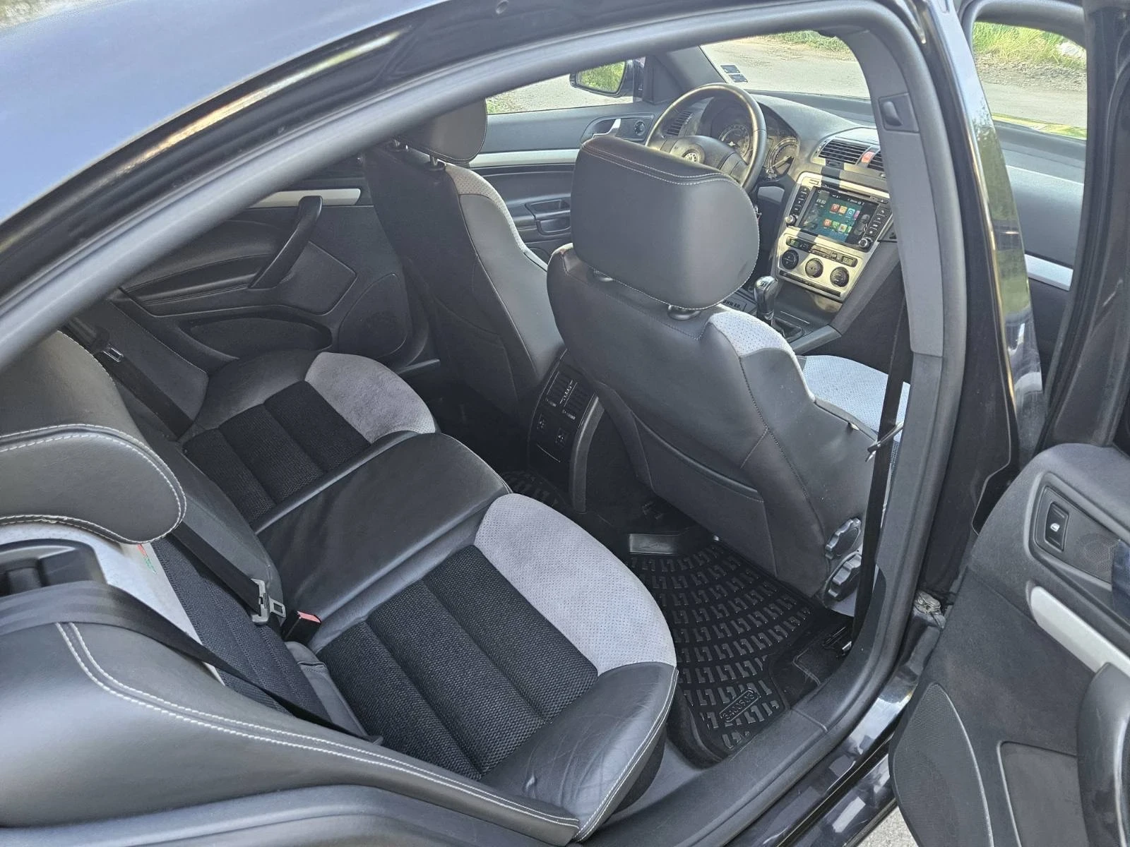 Skoda Octavia, снимка 10 - Автомобили и джипове - 54000814