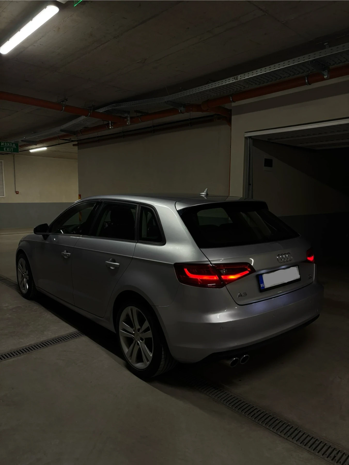 Audi A3 2.0 TDI Quattro Sportback, снимка 17 - Автомобили и джипове - 54400673