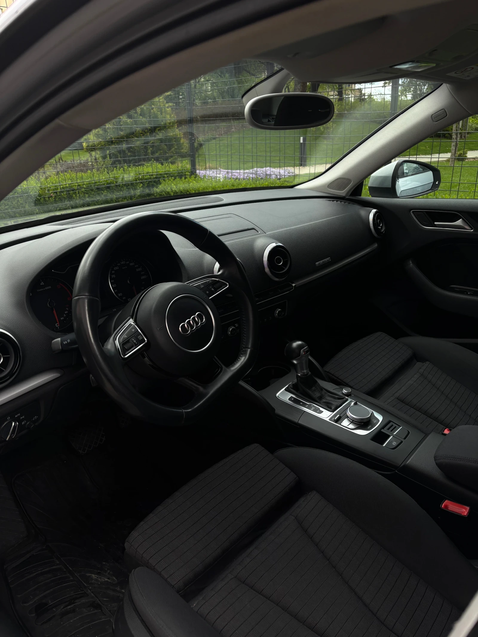 Audi A3 2.0 TDI Quattro Sportback, снимка 9 - Автомобили и джипове - 54400673
