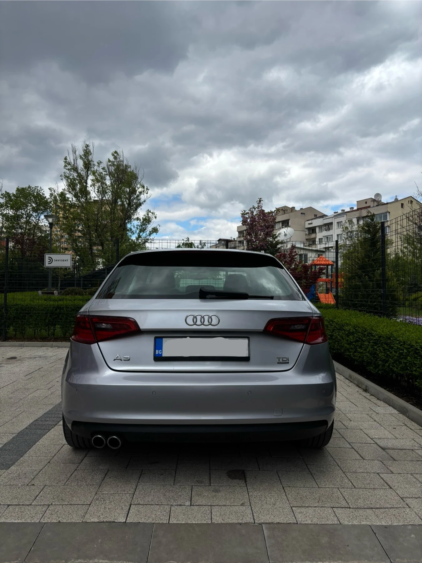 Audi A3 2.0 TDI Quattro Sportback, снимка 5 - Автомобили и джипове - 54400673