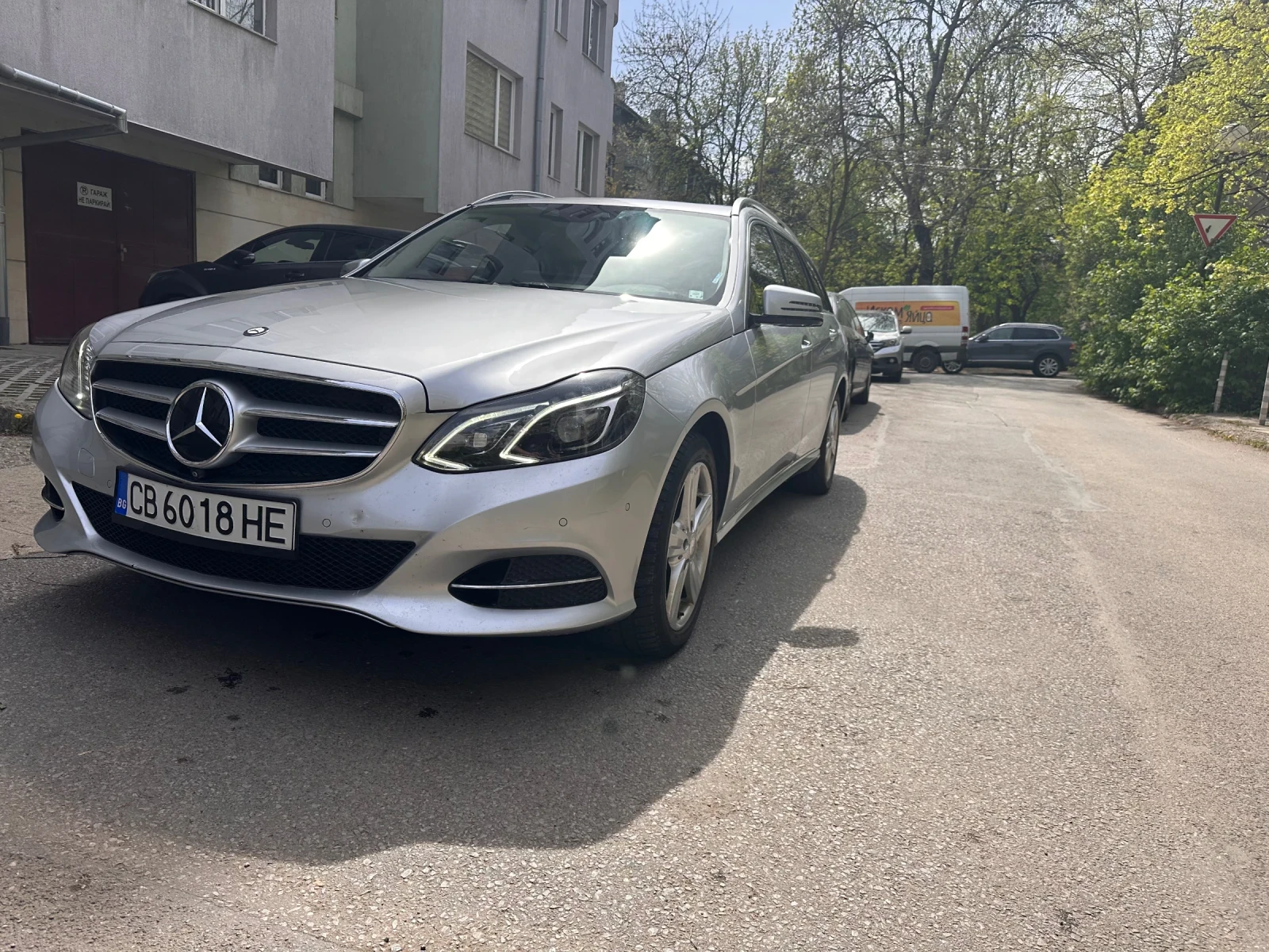 Mercedes-Benz E 350, снимка 2 - Автомобили и джипове - 54462738