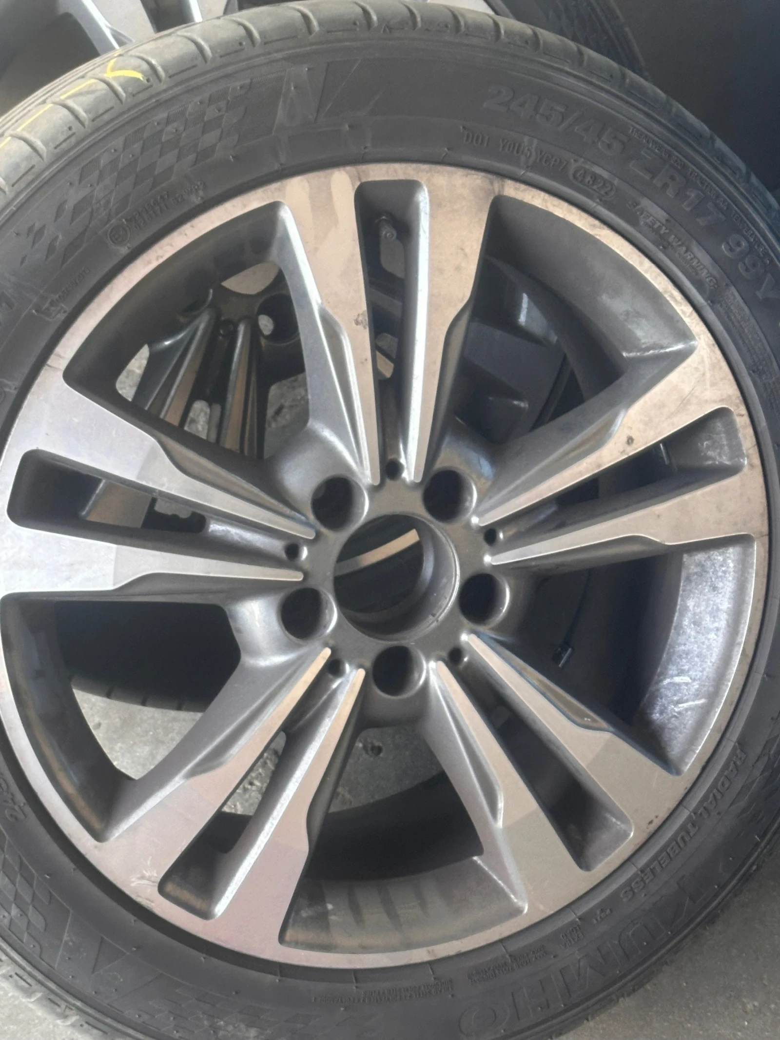 Mercedes-Benz E 350, снимка 11 - Автомобили и джипове - 54462738