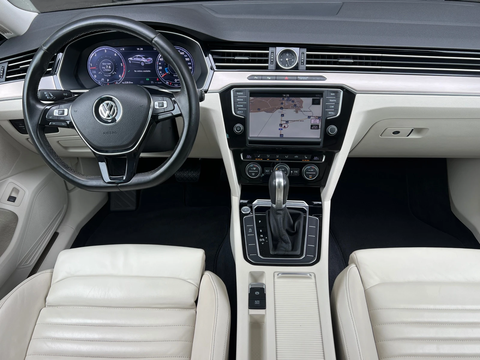 VW Passat 2.0TDI, HIGHLINE-FULL SERVICE VW-KATO HOB!!! | Mobile.bg � ����������� 10