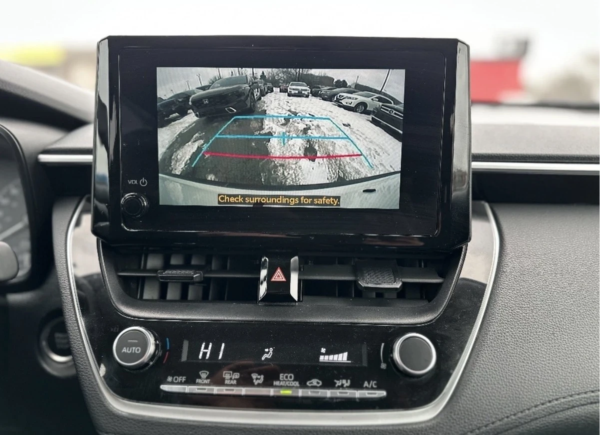 Toyota Corolla Cross ПОДГРЕВ * ДИСТРОНИК * BLIND SPOT * КАМ * CARPLAY *, снимка 11 - Автомобили и джипове - 54608635