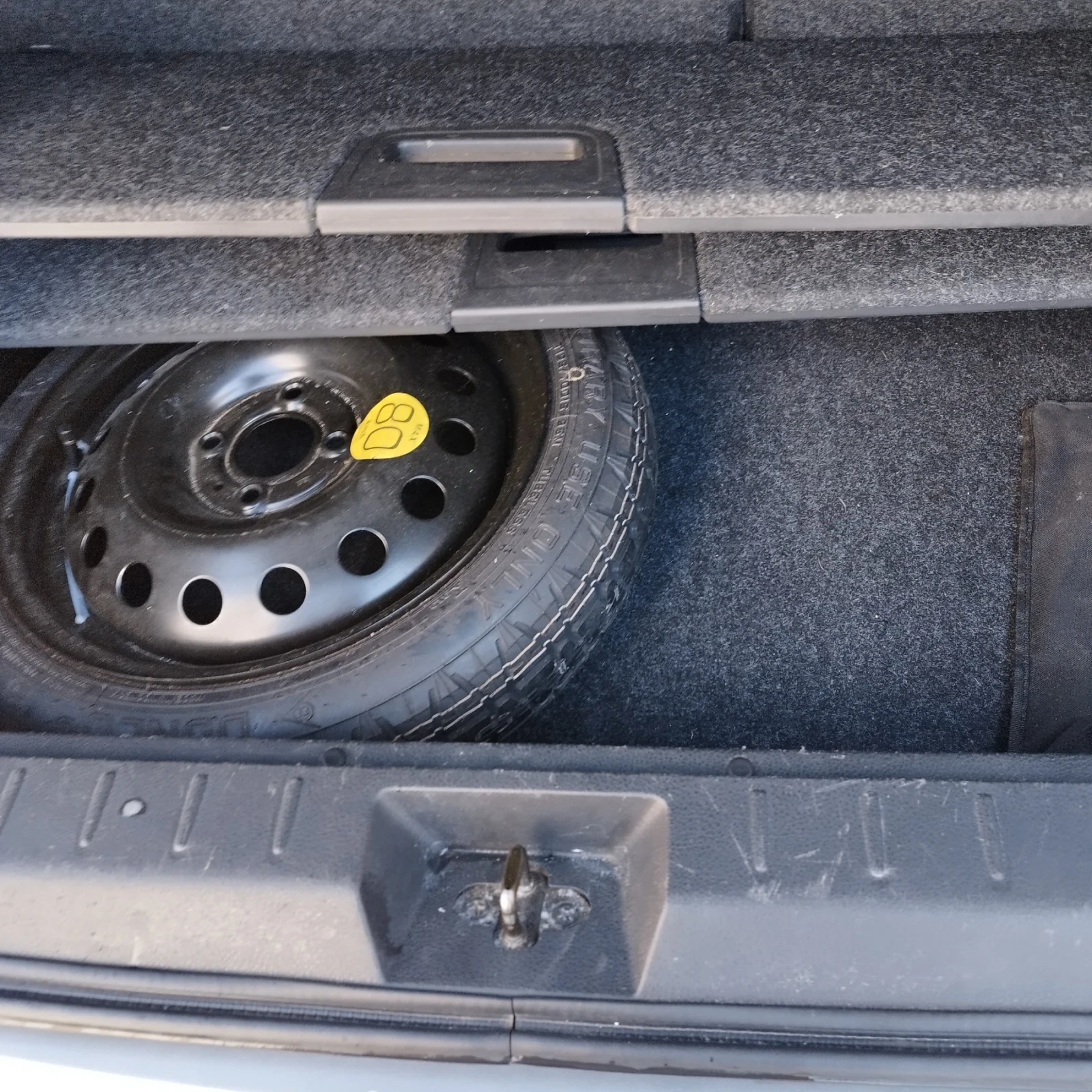 Nissan Note, снимка 7 - Автомобили и джипове - 54869201