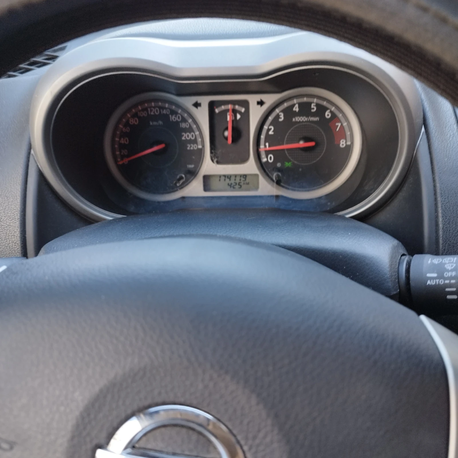 Nissan Note, снимка 12 - Автомобили и джипове - 54869201
