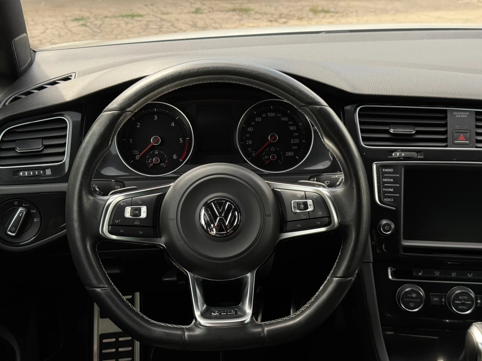 VW Golf * GTD* DSG* BBS, снимка 12 - Автомобили и джипове - 55013092