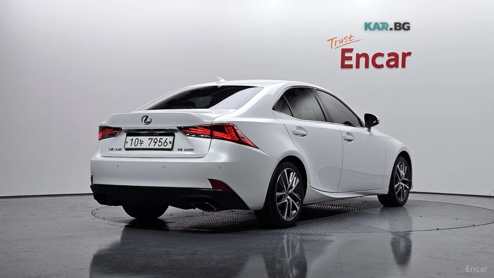 Lexus IS 300 * ПОДГРЕВ* 360* Ambient Light* Head-up* , снимка 2 - Автомобили и джипове - 55060928
