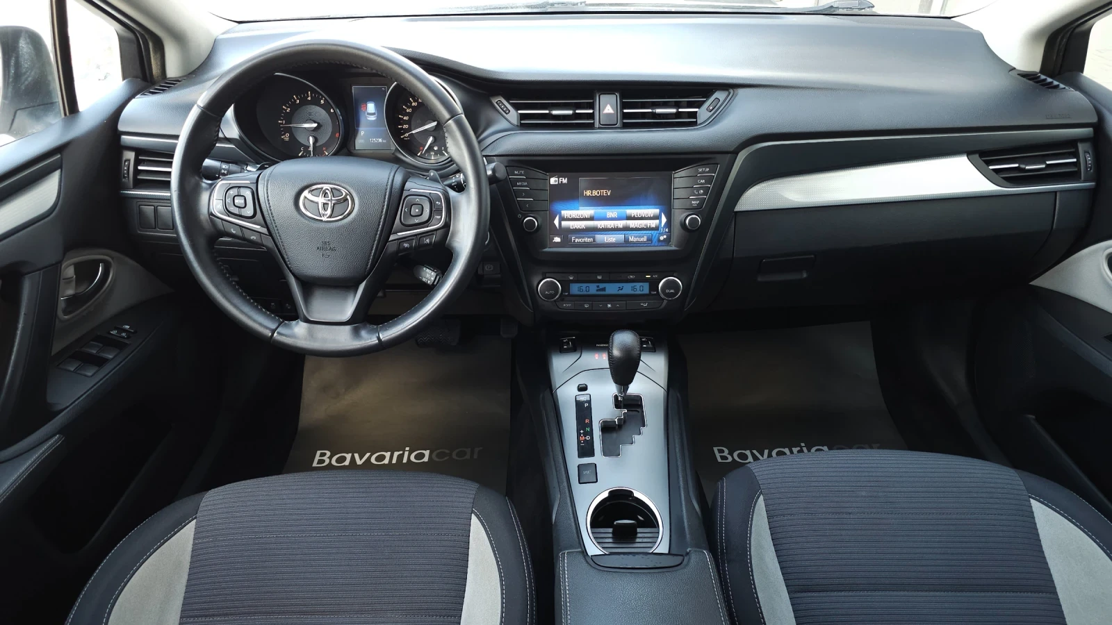 Toyota Avensis Edition* Aut.* 1.8 Valvematic 147ps* Kam.* Key Go*, снимка 12 - Автомобили и джипове - 55061642