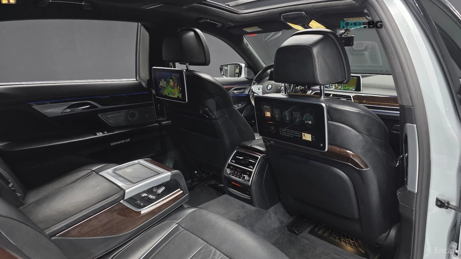 BMW 750 Li xDrive* КОЖА* ПАНО* ОБДУХВ* МОНИТОРИ, снимка 17 - Автомобили и джипове - 55173285