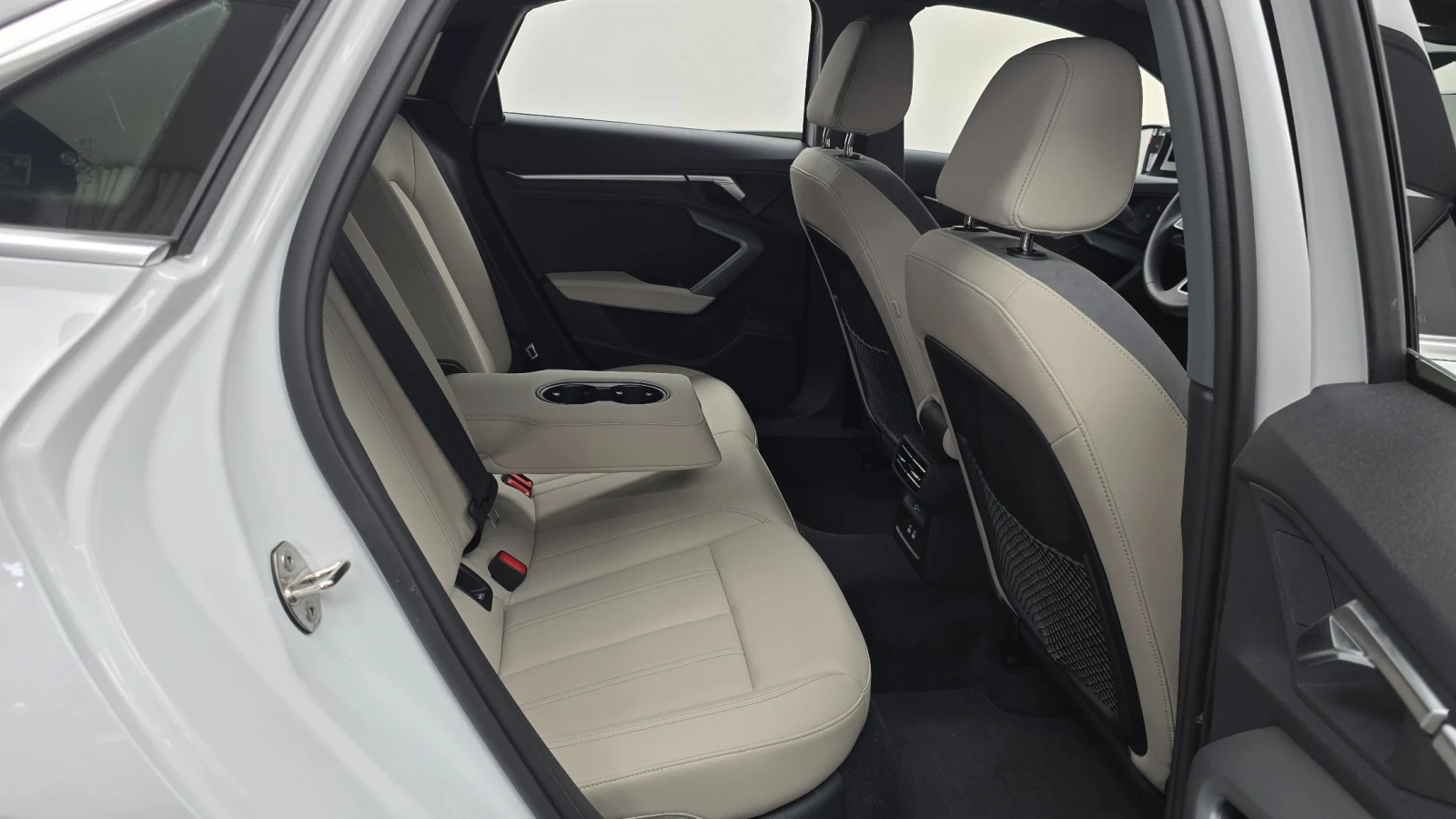 Audi A3 | 2.0 TFSI | S line | Virtual Cockpit | 2025, снимка 13 - Автомобили и джипове - 55220193