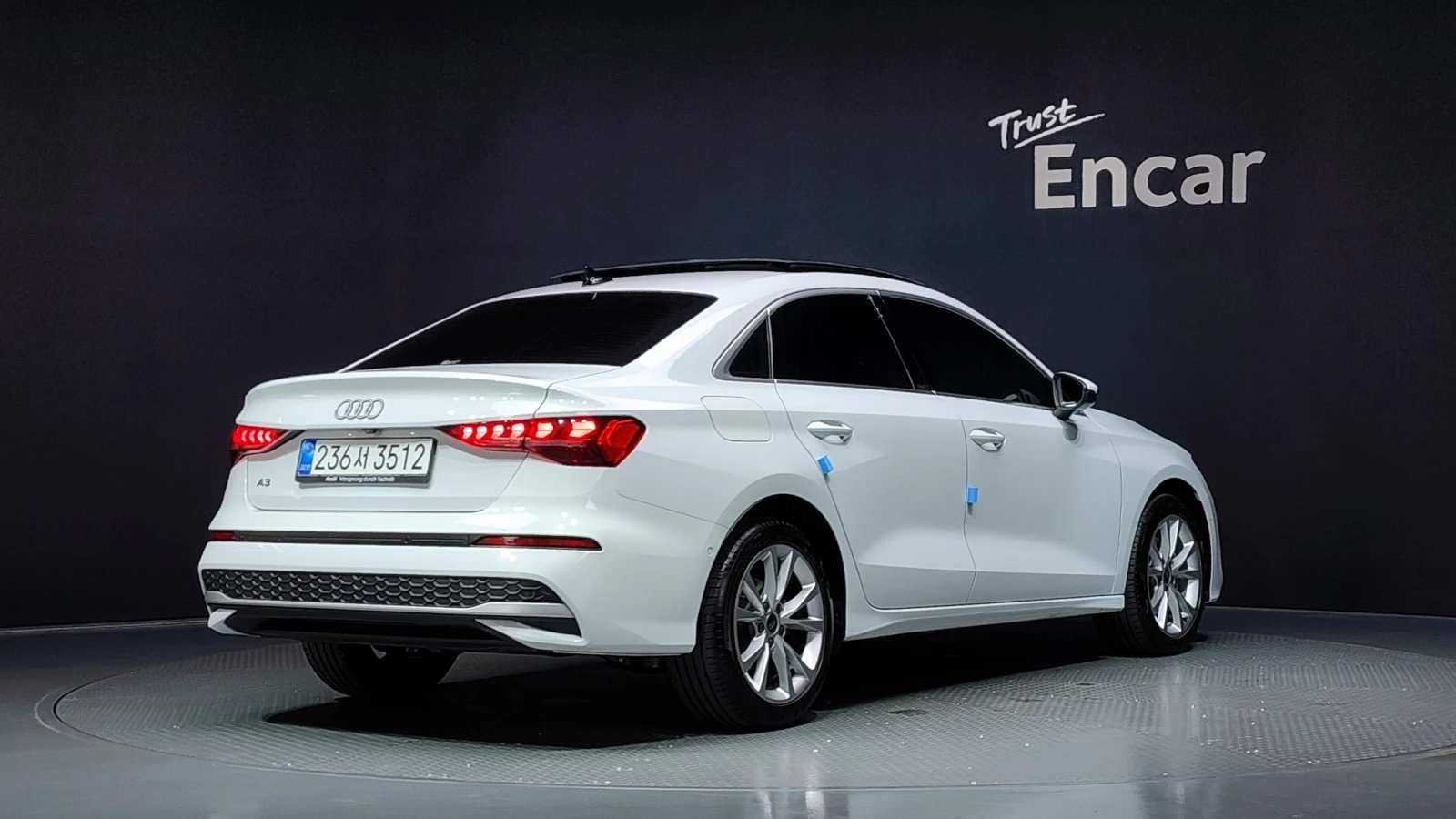 Audi A3 | 2.0 TFSI | S line | Virtual Cockpit | 2025, снимка 2 - Автомобили и джипове - 55220193