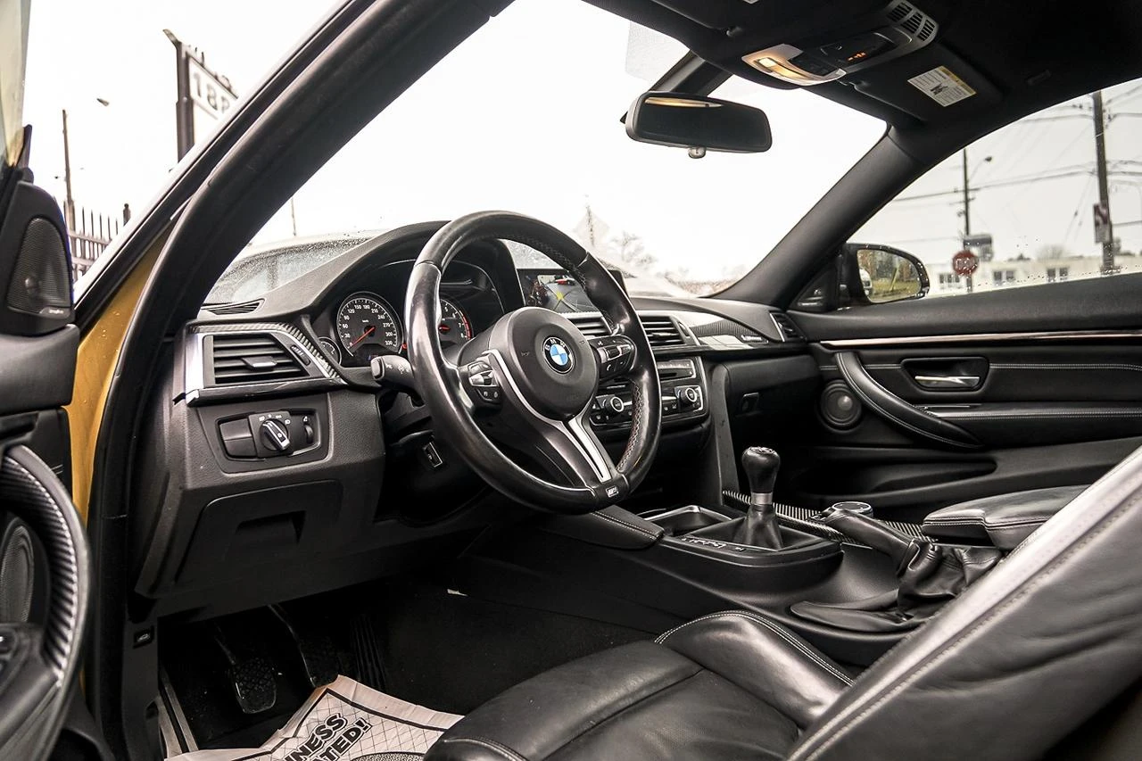 BMW M4 | Ръчни Скорости| HUD| CARBON FIBER| NAVI| CAM, снимка 4 - Автомобили и джипове - 55232840