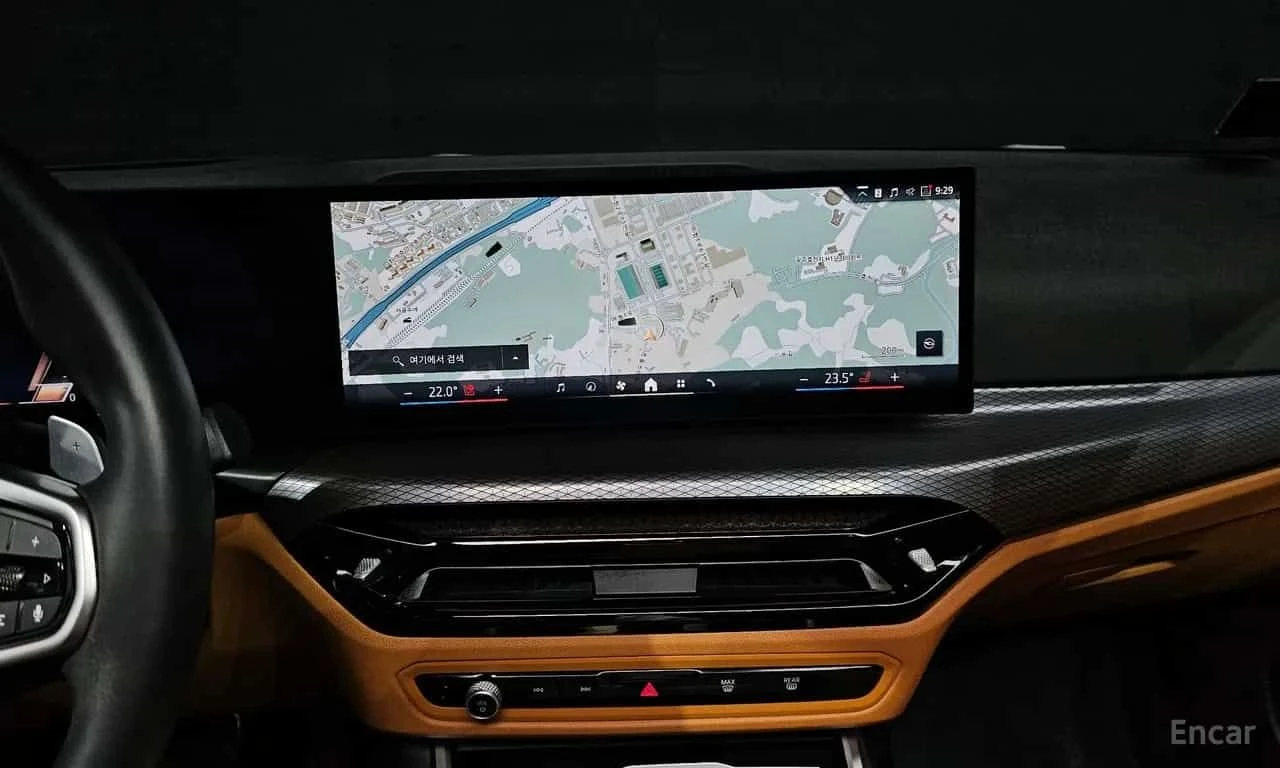 BMW 320 * M Sport * ДИСТРОНИК * ХЕДЪП, снимка 14 - Автомобили и джипове - 55558077
