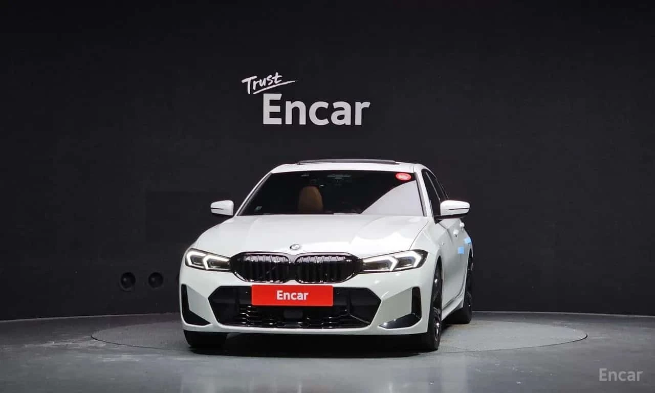BMW 320 * M Sport * ДИСТРОНИК * ХЕДЪП, снимка 3 - Автомобили и джипове - 55558077
