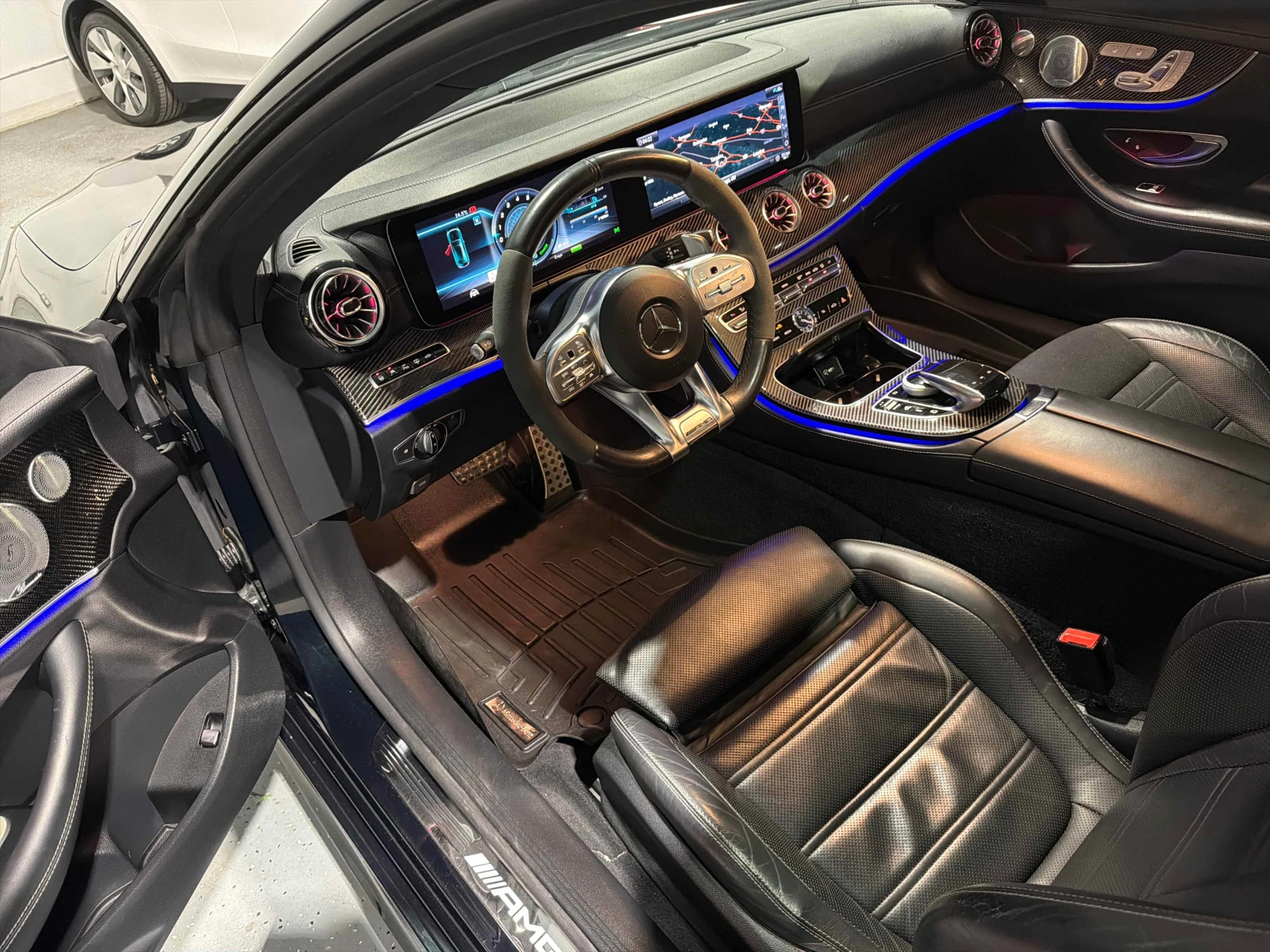 Mercedes-Benz E 53 AMG CARFAX, снимка 5 - Автомобили и джипове - 55978950