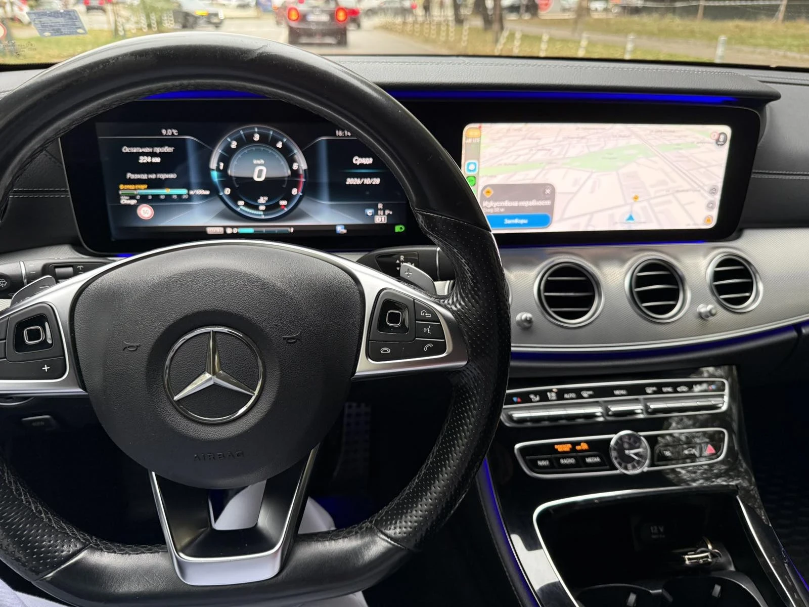 Mercedes-Benz E 220  CDI AMG 9-G tronik , снимка 9 - Автомобили и джипове - 56714829