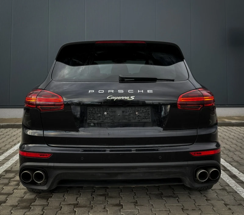 Porsche Cayenne Хибрид, снимка 4 - Автомобили и джипове - 43940821