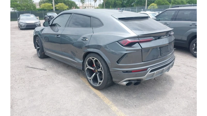 Lamborghini Urus, снимка 3 - Автомобили и джипове - 48098094