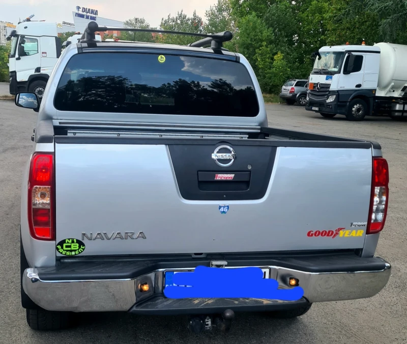 Nissan Navara, снимка 3 - Автомобили и джипове - 48312057