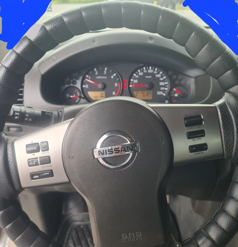 Nissan Navara, снимка 12 - Автомобили и джипове - 48312057