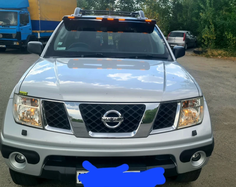 Nissan Navara, снимка 7 - Автомобили и джипове - 48312057