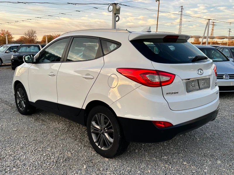 Hyundai IX35 2.0CRDI 4x4 AVTOMATIK, снимка 6 - Автомобили и джипове - 48437292