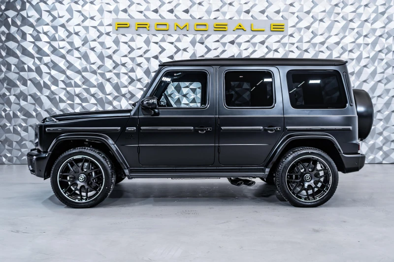 Mercedes-Benz G 63 AMG Manufaktur* Burmester* Distronic* 360, снимка 3 - Автомобили и джипове - 48566499