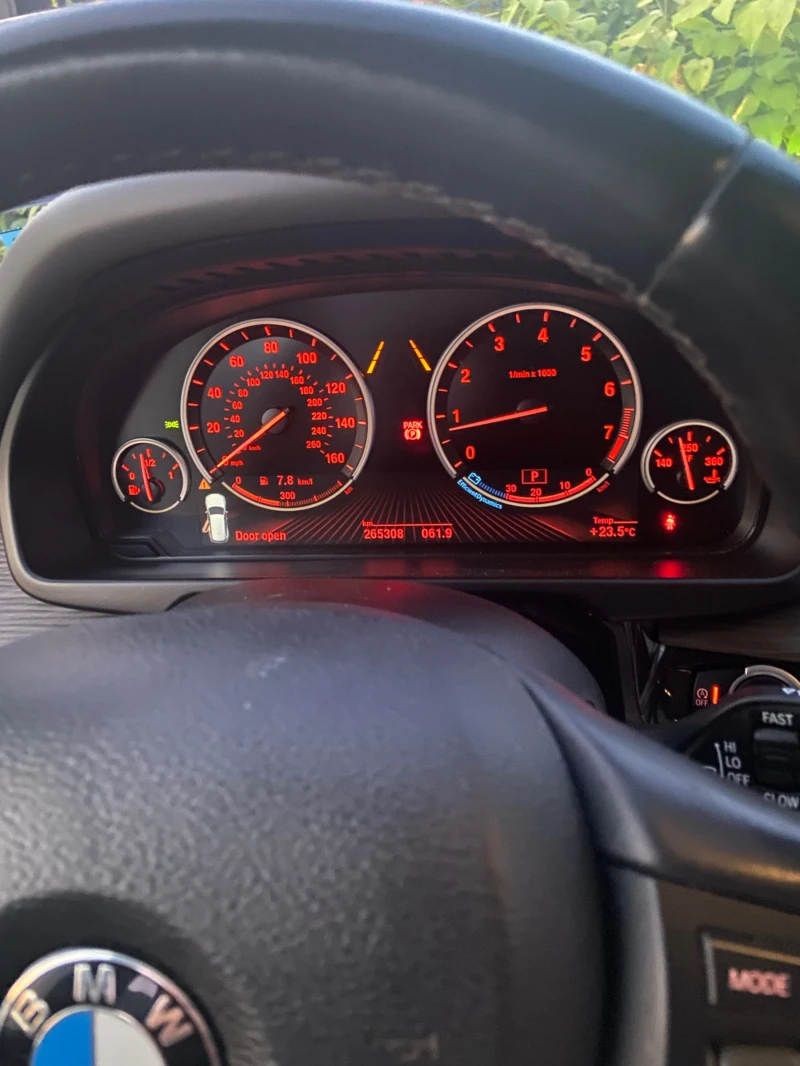 BMW X5  50i Xdrive , снимка 9 - Автомобили и джипове - 52656757